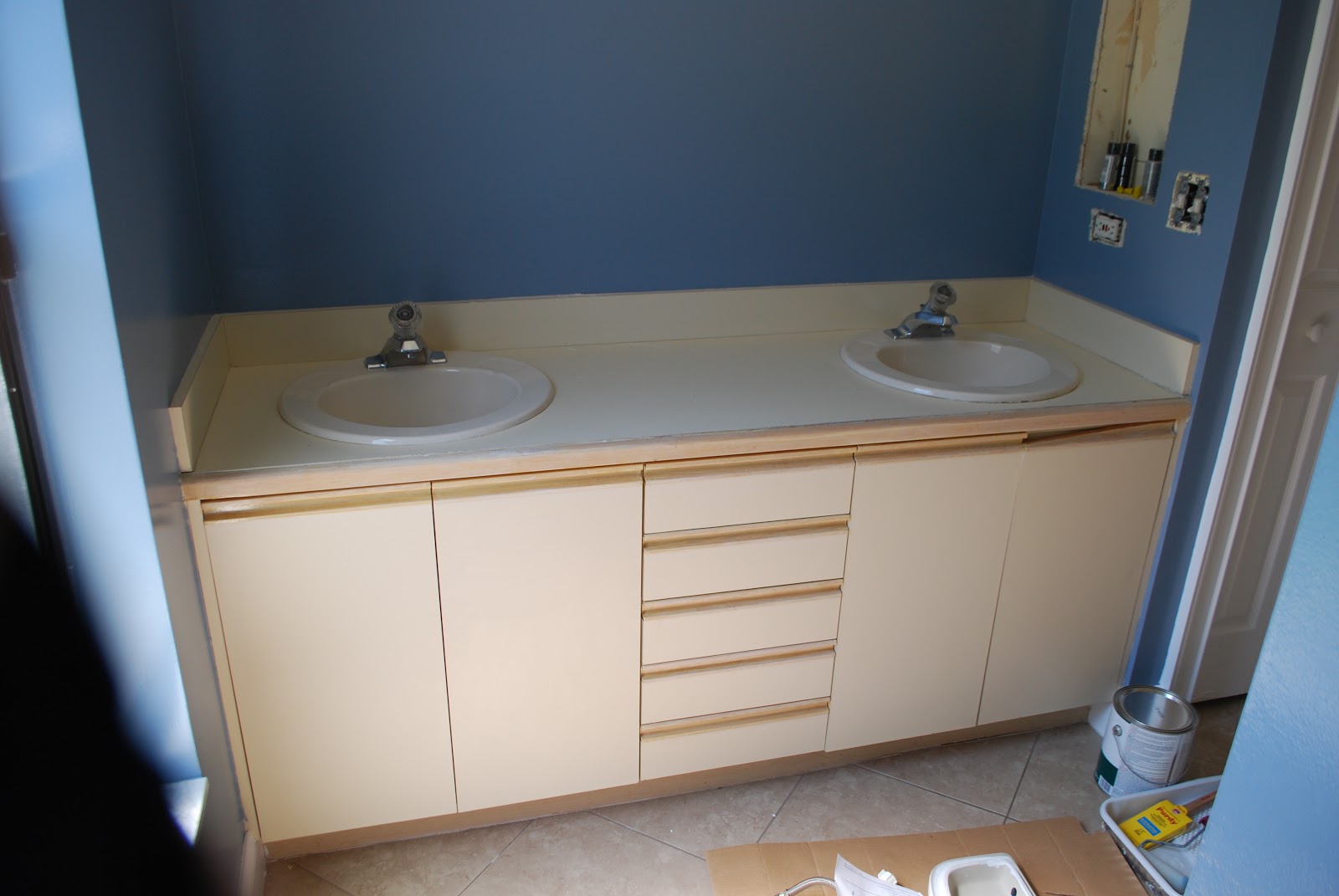 Kara S Korner Tutorial How To Paint Bathroom Countertops To