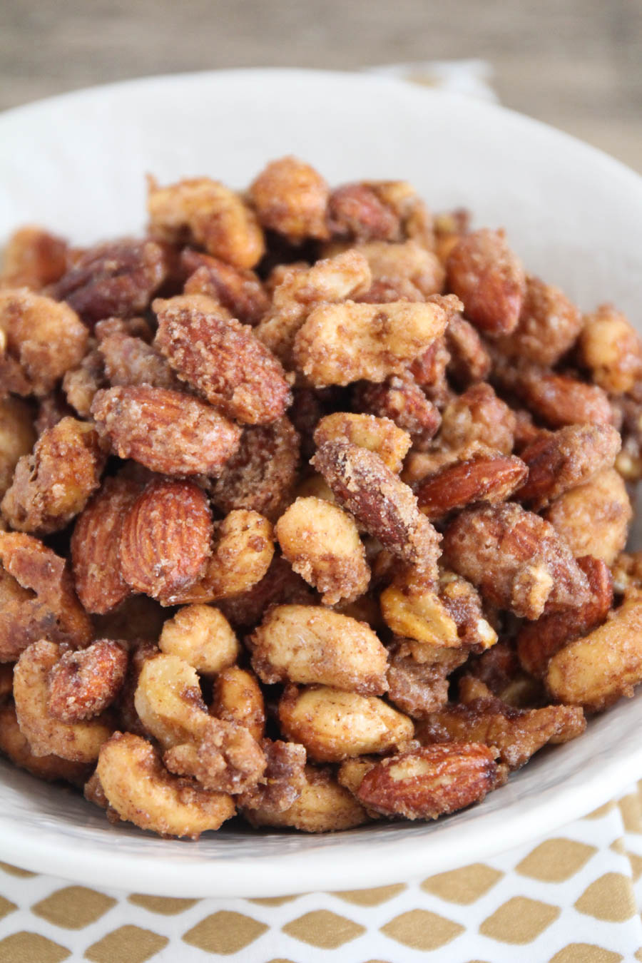 These candied mixed nuts are totally addicting and insanely delicious! They have the perfect blend of flavors and are so sweet and crisp!