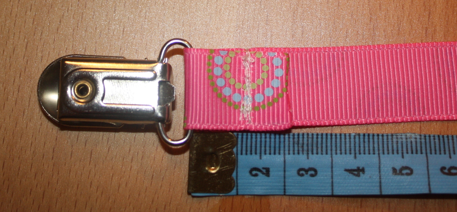 Yummy Mummys' Dummy Clips How to make a dummy clip....safely!