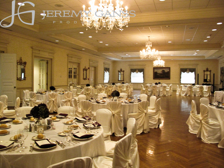Artistic Stylish Elegant Fun Weddings Brian Emily Location Pittsburgh Field Club