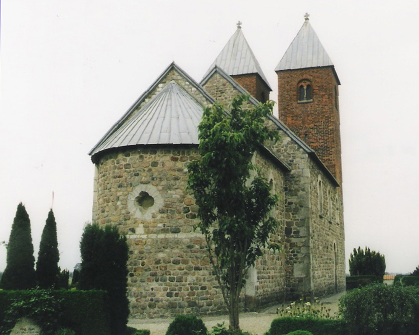 Church and Manor in Denmark Fjenneslev church / Fjenneslev kirke