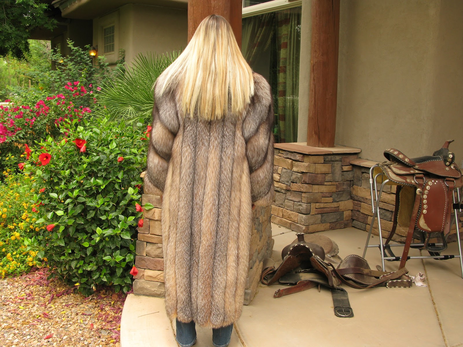 Fur Coat: Amazing red fox fur coat ! so beautiful