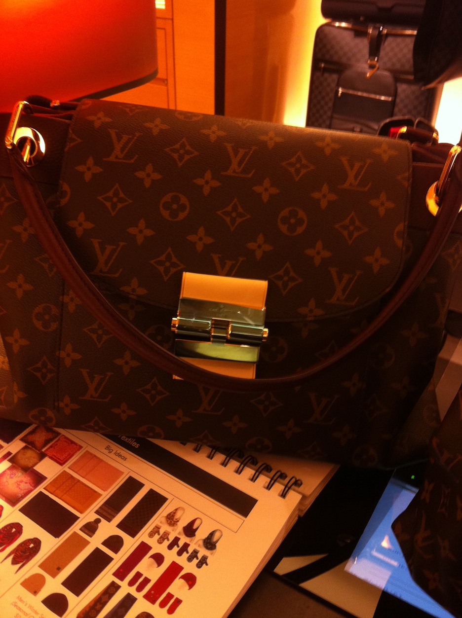 In LVoe with Louis Vuitton: Louis Vuitton LVook-See UPDATE: Collections are  released November 2!