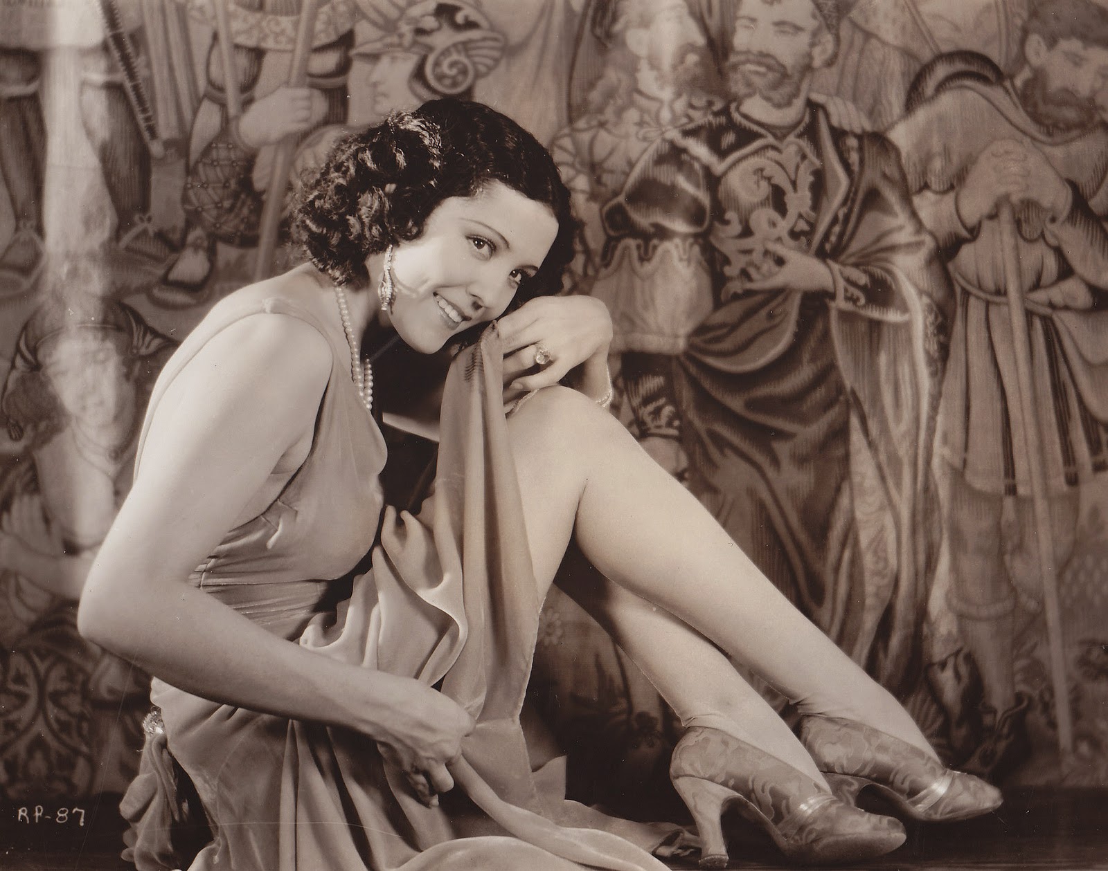 This is What Raquel Torres Looked Like  in 1931 