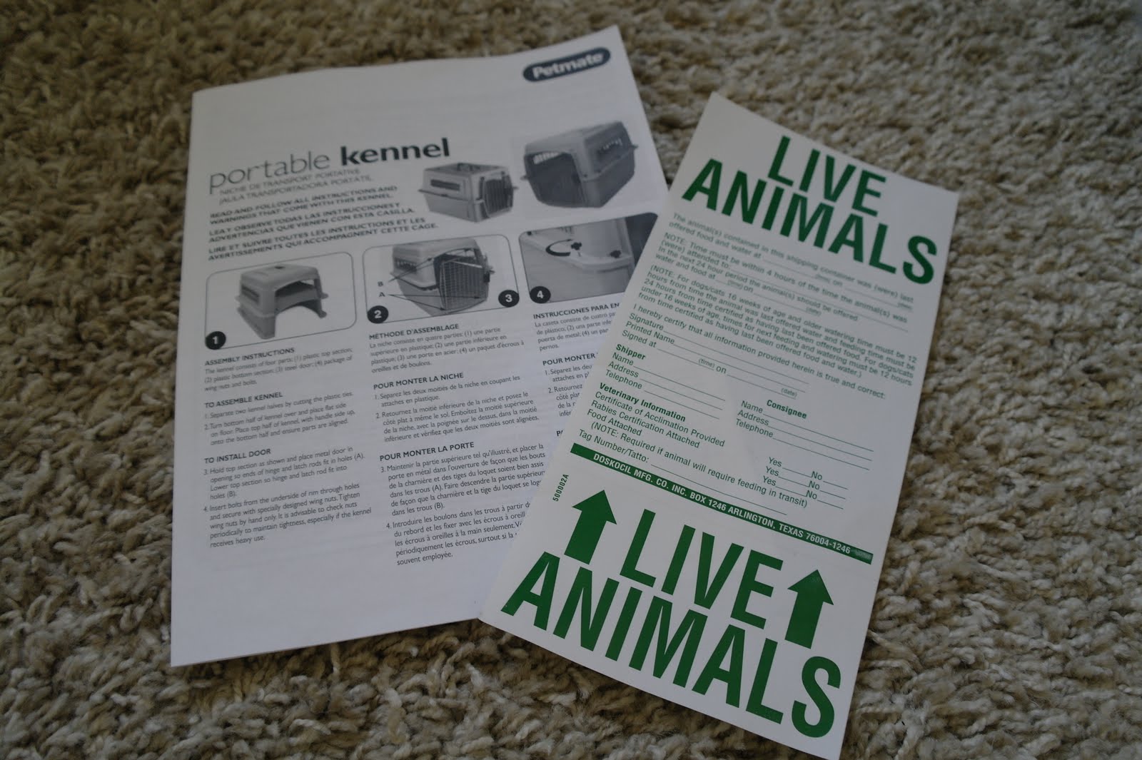 The Operacats Airline approved pet carriers