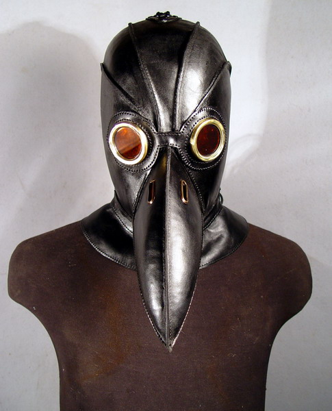 http://2.bp.blogspot.com/-KjRwIJbCmw8/UC7_9KuHMgI/AAAAAAAAAFk/zsXbf0RmKUw/s1600/black-plague-doctor-6.jpg