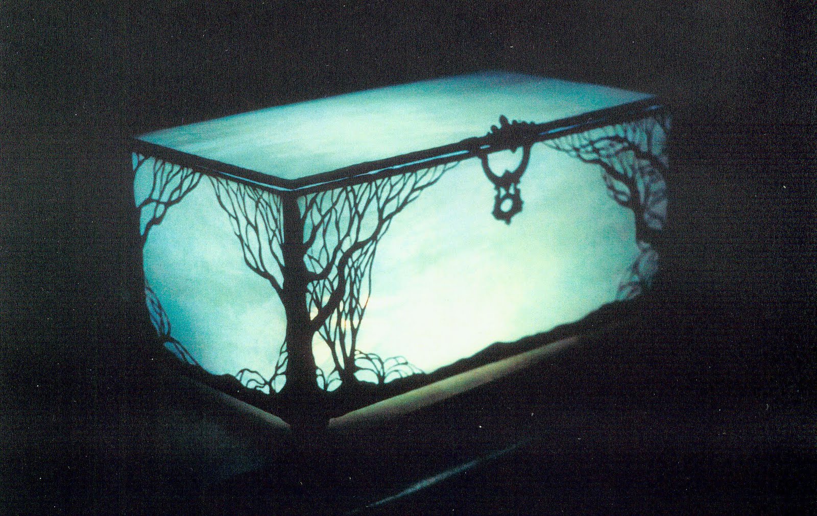 LynFeudner Glass boxes and first large fused glass piece