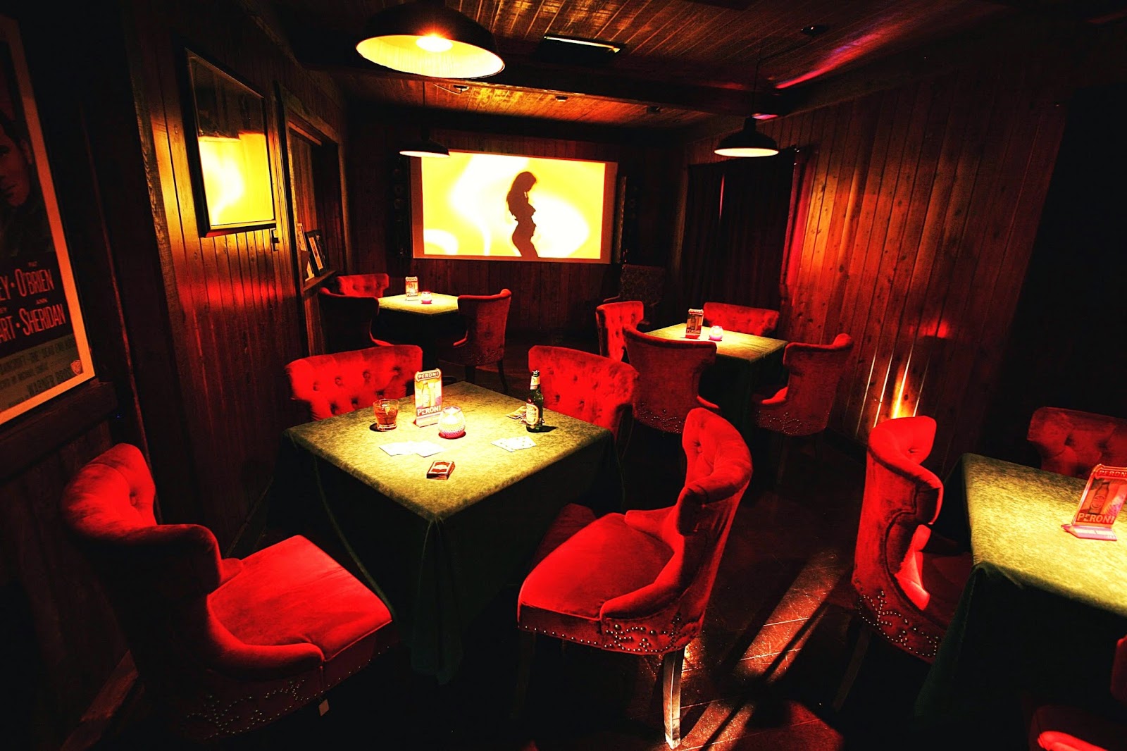 CAPO'S RESTAURANT GALLERY