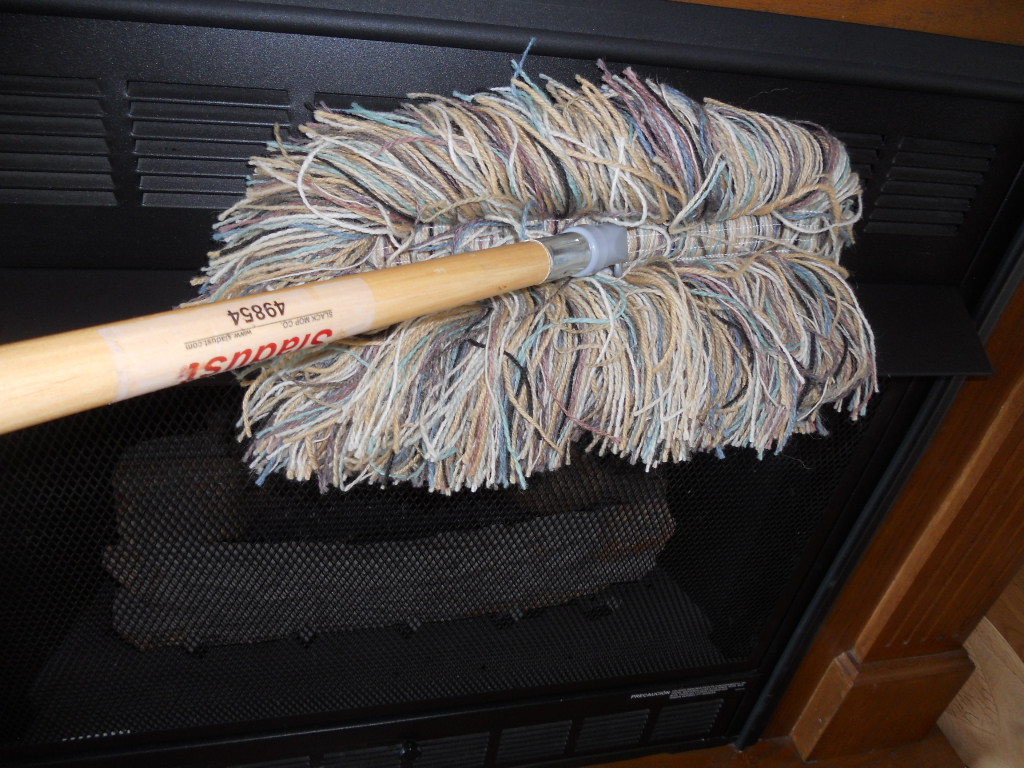 A YEAR OF JUBILEE REVIEWS SlaDust World's Finest Wool Dust Mop Review