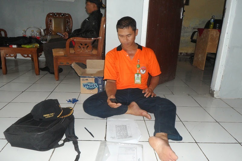 CLICK TO ENLARGE Gambar Kegiatan PPS Desa Mekar Baru Kecamatan Petir pada Pemilu 2014