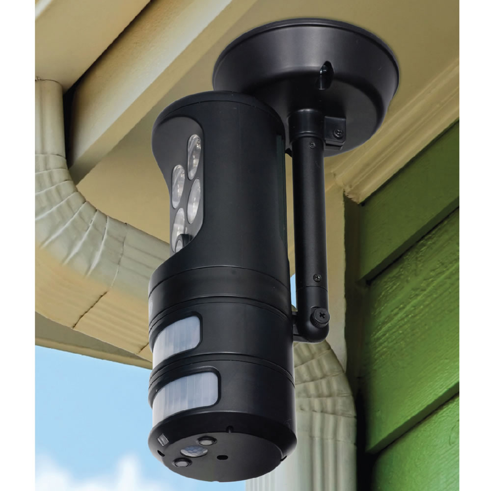 motion-activated-lights.jpg motion-activated-lights.jpg