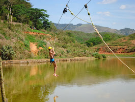 Passeio na tirolesa