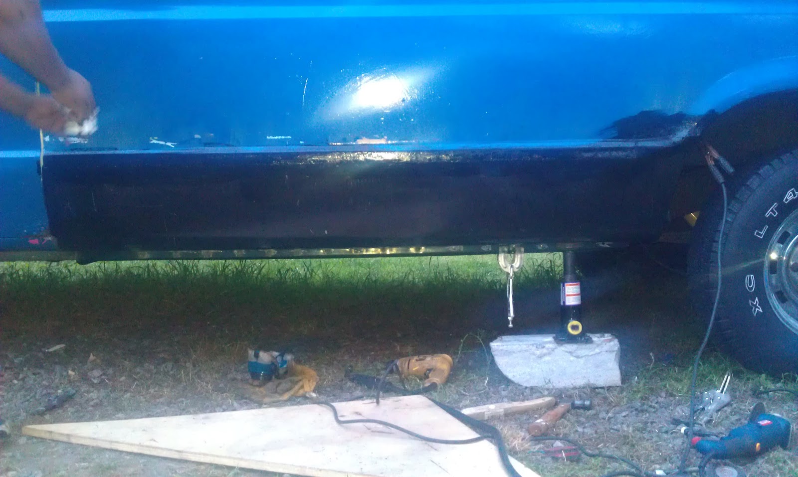 Rust Repair On A 1988 Econoline 150 Cargo Van