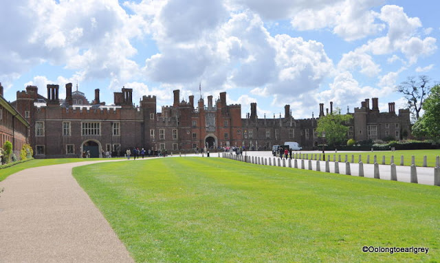 UK Hampton Court Palace