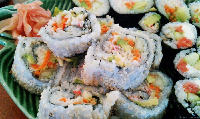 HOMEMADE SUSHI ROLLS - Triple Max Tons
