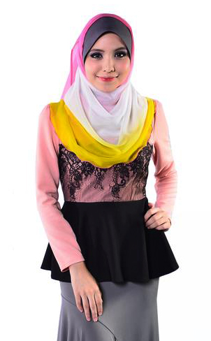 yg ni pula, sample peplum yg macam kami jual diatas tadi, dipakai oleh