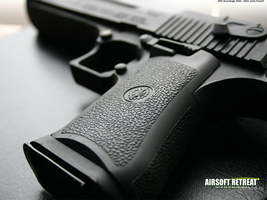 http://2.bp.blogspot.com/-Kq2c_zuYNbU/Tko8grqXJgI/AAAAAAAAAyE/kb0_TReU0GE/s1600/Gun%2BWallpaper%2B%25252843%252529.jpg