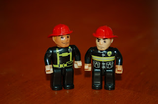 minifigure firefighters