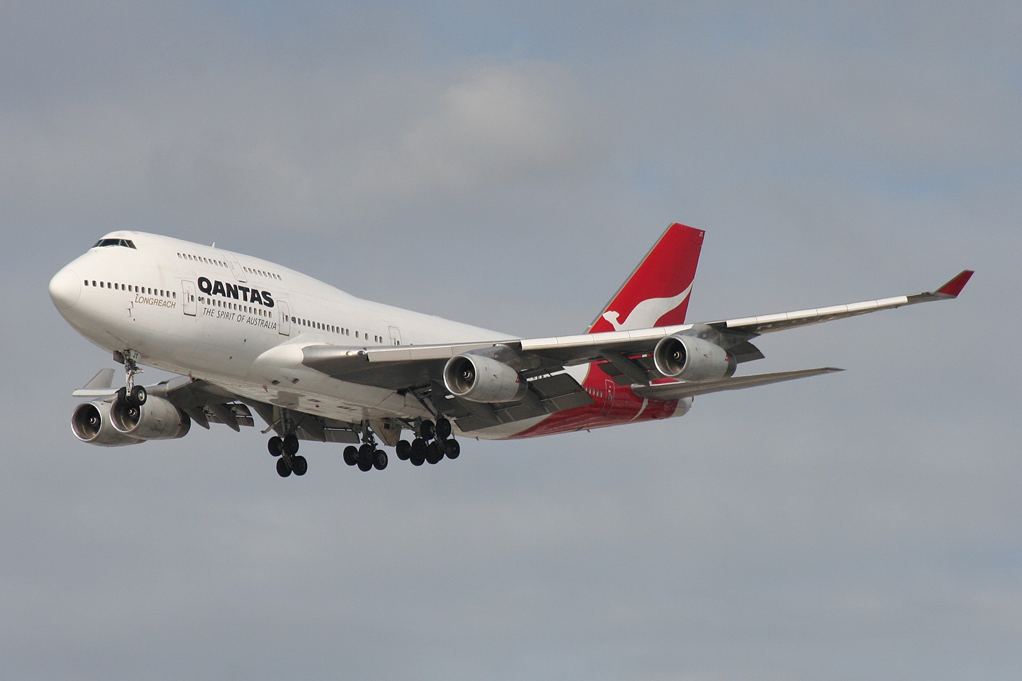 Flight tracking Qantas Airlines Flight QF63 Metabunk