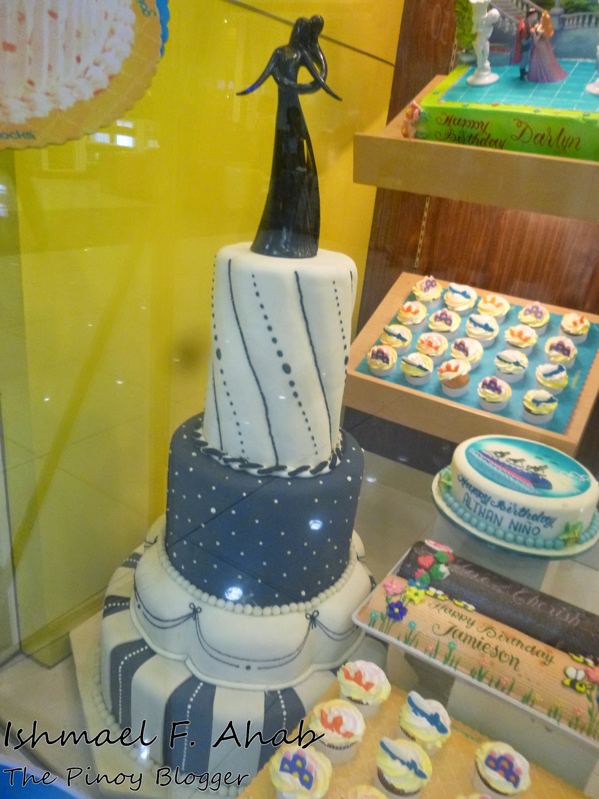 Wedding Cakes from Goldilocks Before the Eastern Sunset