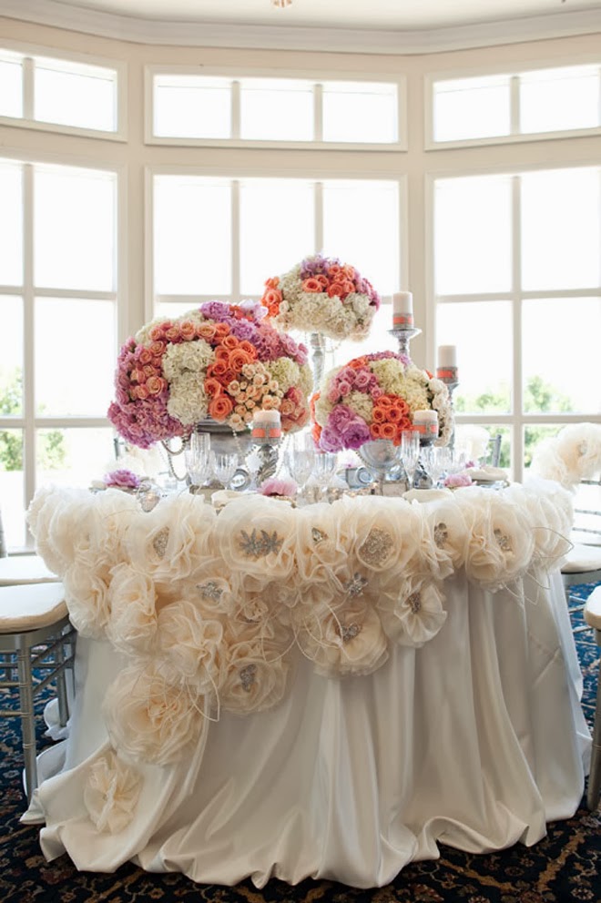 10 Wedding Table Decor Ideas to Die For - Belle The Magazine