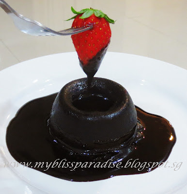 http://myblissparadise.blogspot.sg/2014/01/chocolate-fondue-cake-04-jan-14.html