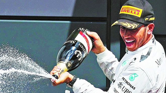 Lewis Hamilton gana en Silverstone Lewis Hamilton gana en Silverstone