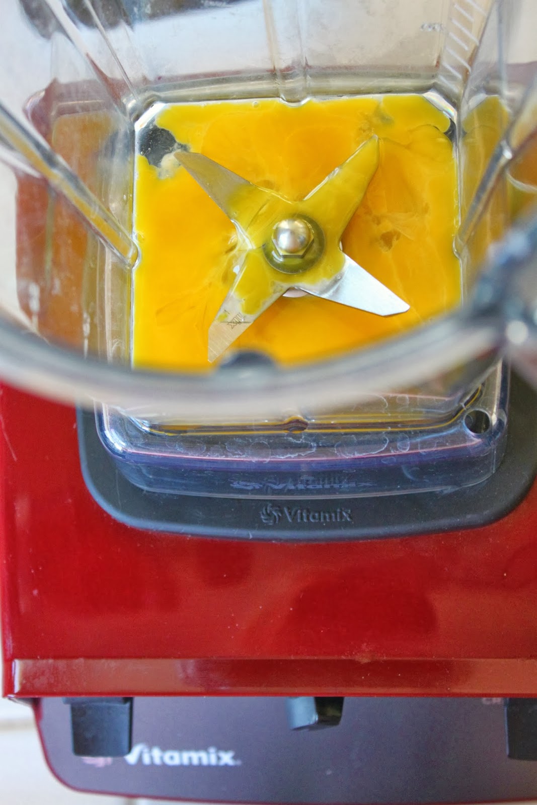 Whole egg blender hollandaise sauce coachhery