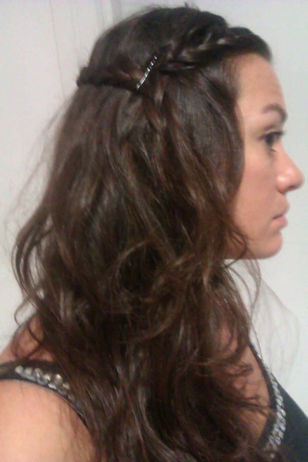 peinados con trenzas semirecogido