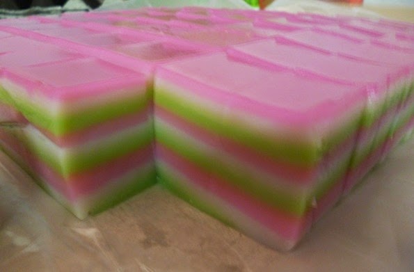 KUEH LAPIS