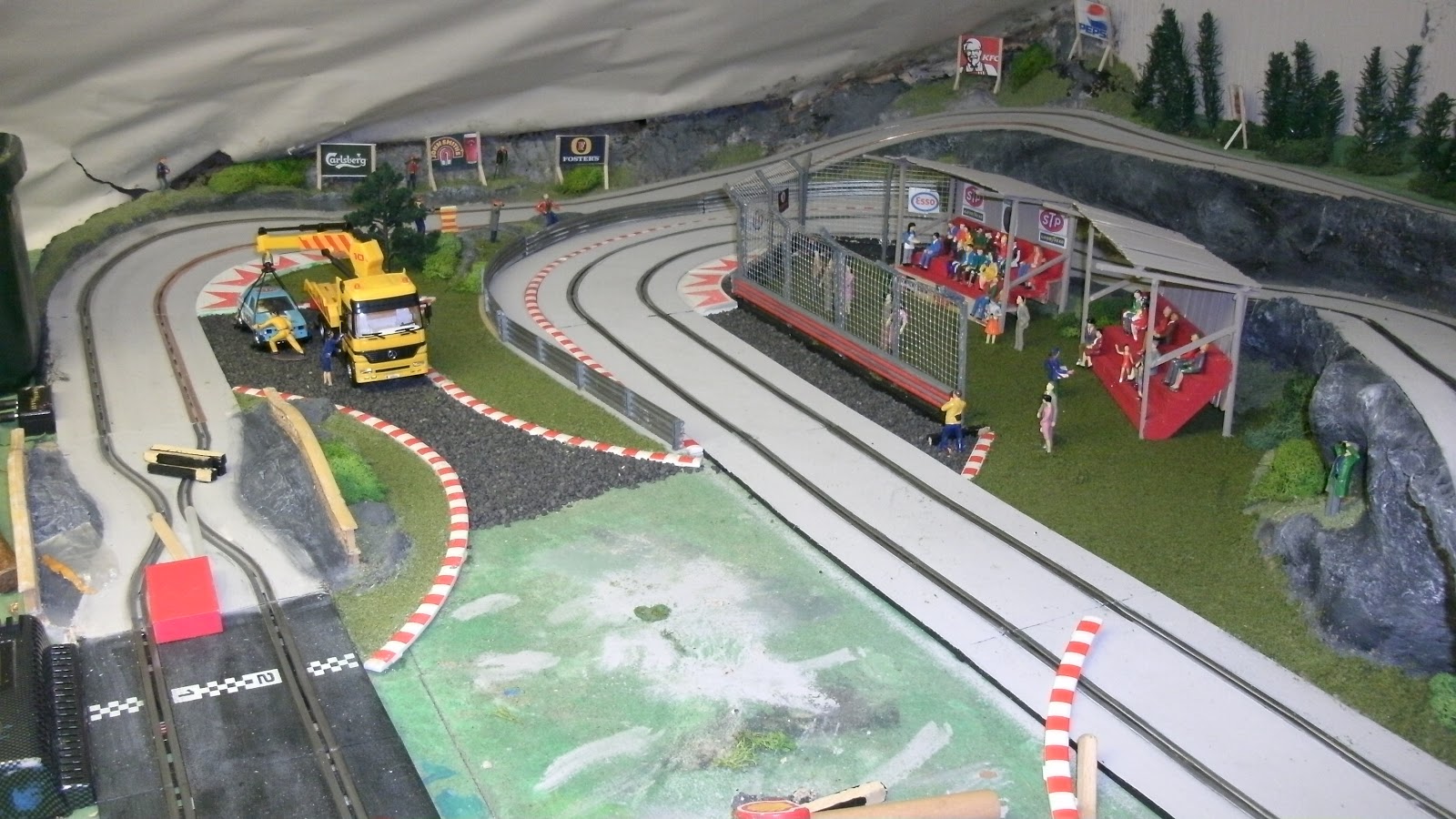 Bob's Scalextric Project Scalextric scenery progress