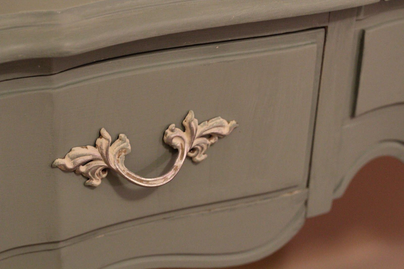 Pine Tree Home Guest Room Painted Furniture with Chalk Paint