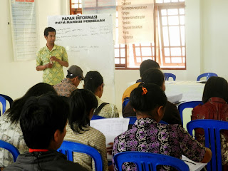 Semenjak masuknya Program Nasional Pemberdayaan Masyarakat-Mandiri Pedesaan (PNPM-MP) ke Lembang/Kelurahan, pembangunan sarana fisik dan infrastruktur Lembang/Kelurahan kian hari kian menampilkan perubahan. Bangunan sekolah, jalan rabat, irigasi, jembatan, posyandu, tembok penahan tanah dan serangkain program lainnya seringkali membantu membantu masyarakat keluar dari masalah. Hanya saja apapun program yang hendak diterapkan selalu perlu dibarengi dengan peningkatan kapasitas para pelaksana progam. 