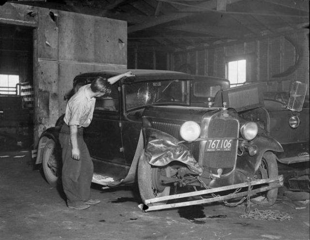 Vintage Photos Of Car Crashes Vintage Everyday