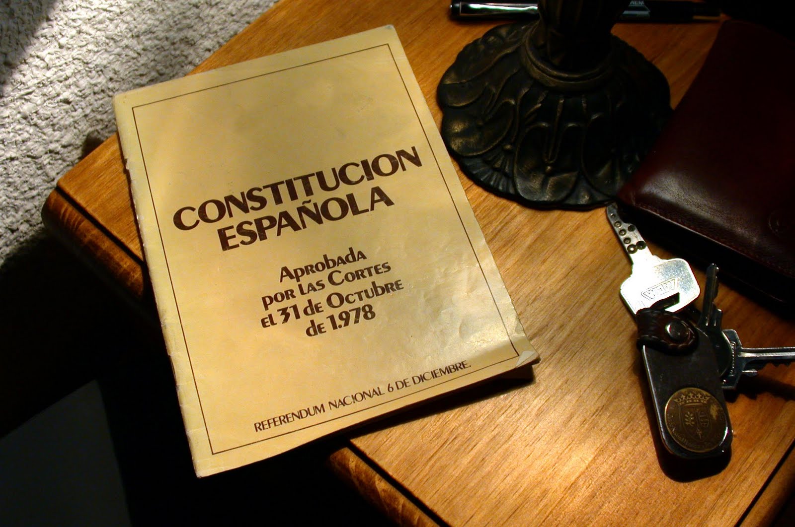 LEY EN LA CONSTITUCION ESPANOLA ley en la constitucion espanola: