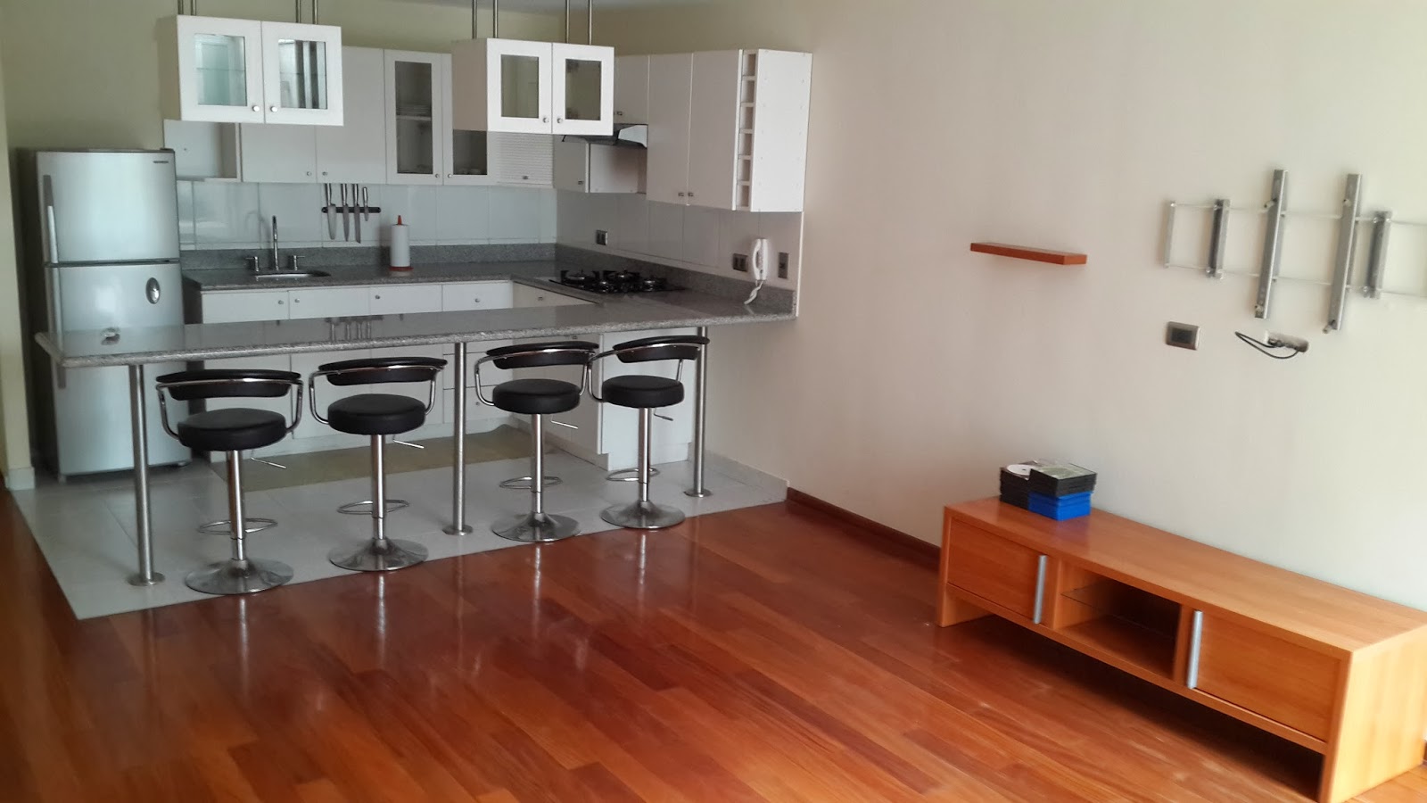 Resultado de imagen para SILLAS DE BARRA DE KITCHENETTE