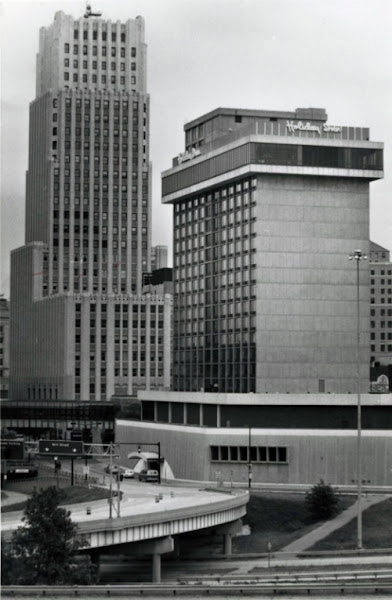Cascade Holiday Inn in downtown Akron, 1984.
