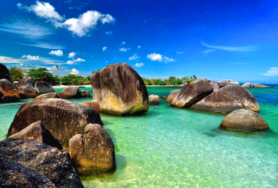 4 Tempat Wisata Pantai Indah di Bangka Belitung Yang Wajib