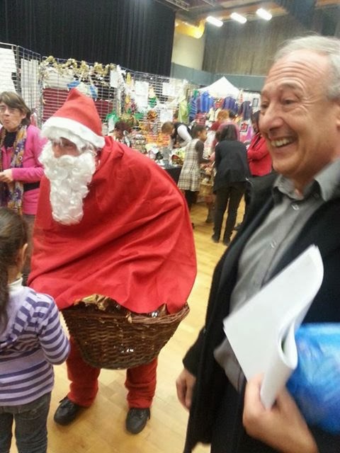 http://2.bp.blogspot.com/-L04sJfY_LfQ/Uqo2LkyIL7I/AAAAAAAAACo/jPOGmzrUqwc/s1600/pere-noel.jpg
