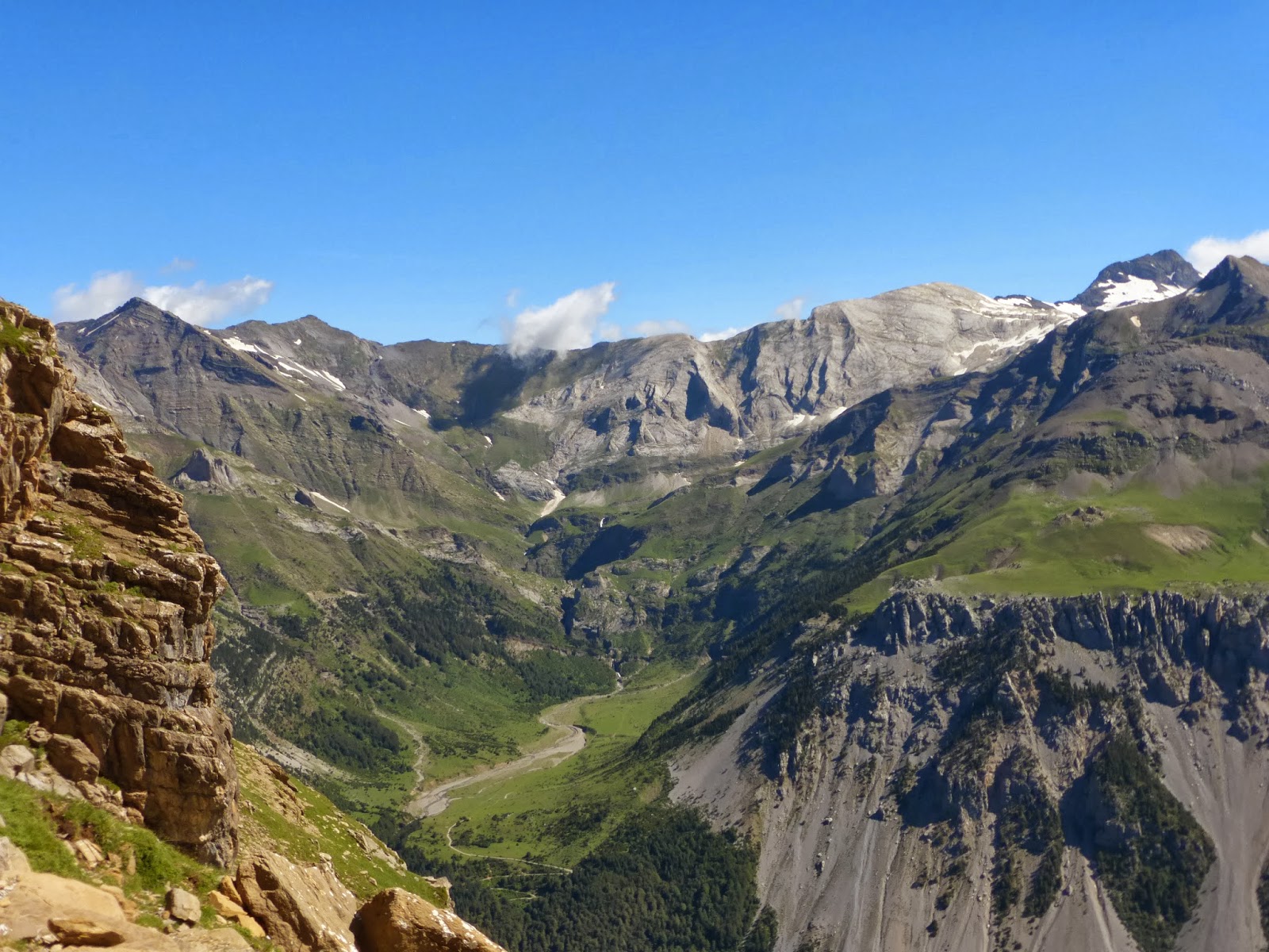 A spasso tra i Giganti Tutto il meglio dei Pirenei! (e sondaggio)