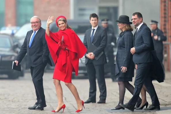 Dutch King Willem-Alexander and his wife Maxima continued their visit to Hamburg on Friday