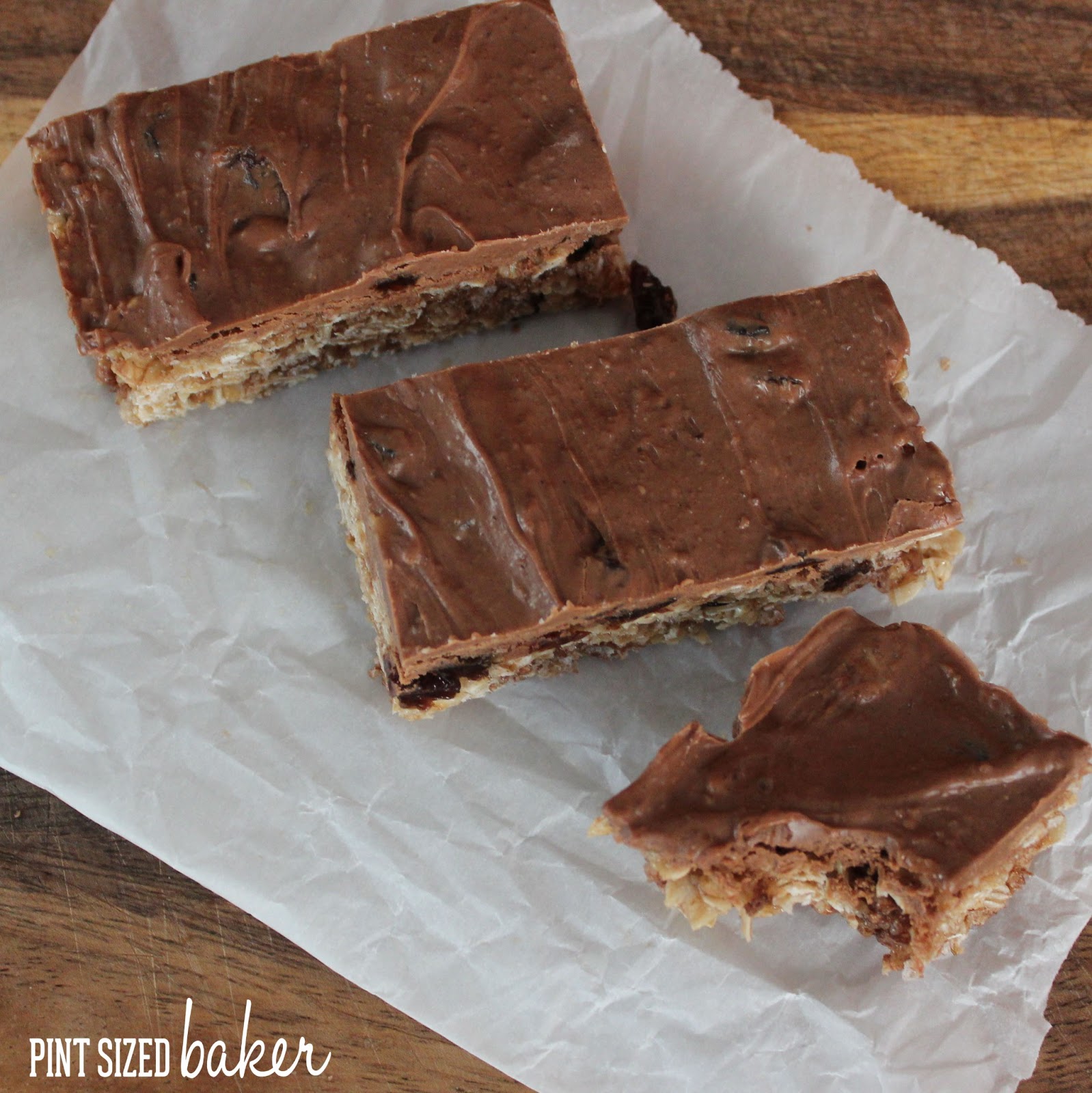 Chocolate Cinnamon Raisin Peanut Butter Granola Bars Pint Sized Baker