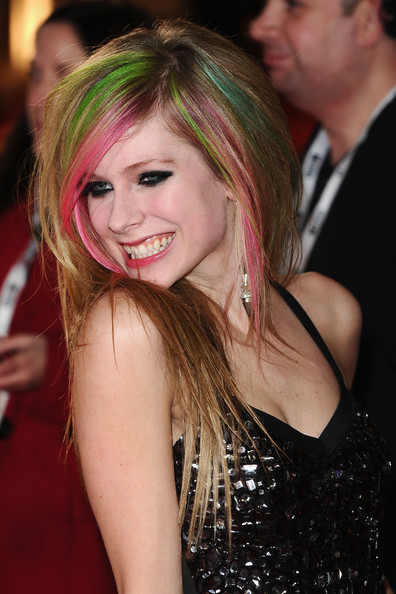 avril lavigne hairstyles 2011