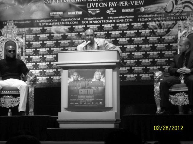 Floyd Mayweather Jr. vs Miguel Cotto