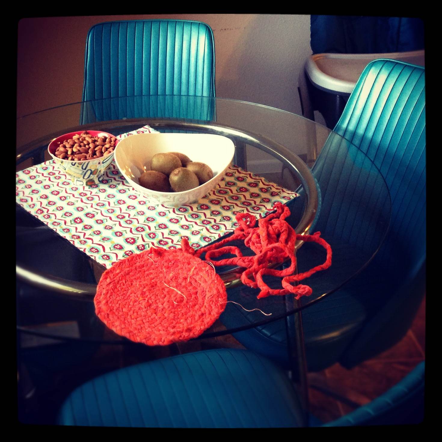 Mistledoe How to Make a Braided Rag Rug