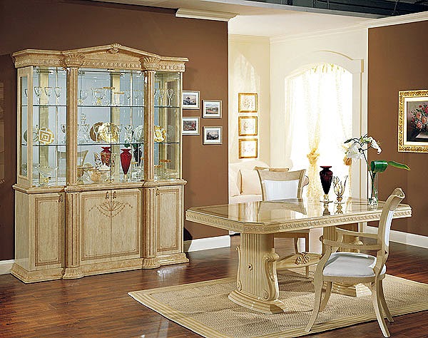 Diseño e interiores de comedores clásicos beige | Ideas para decorar