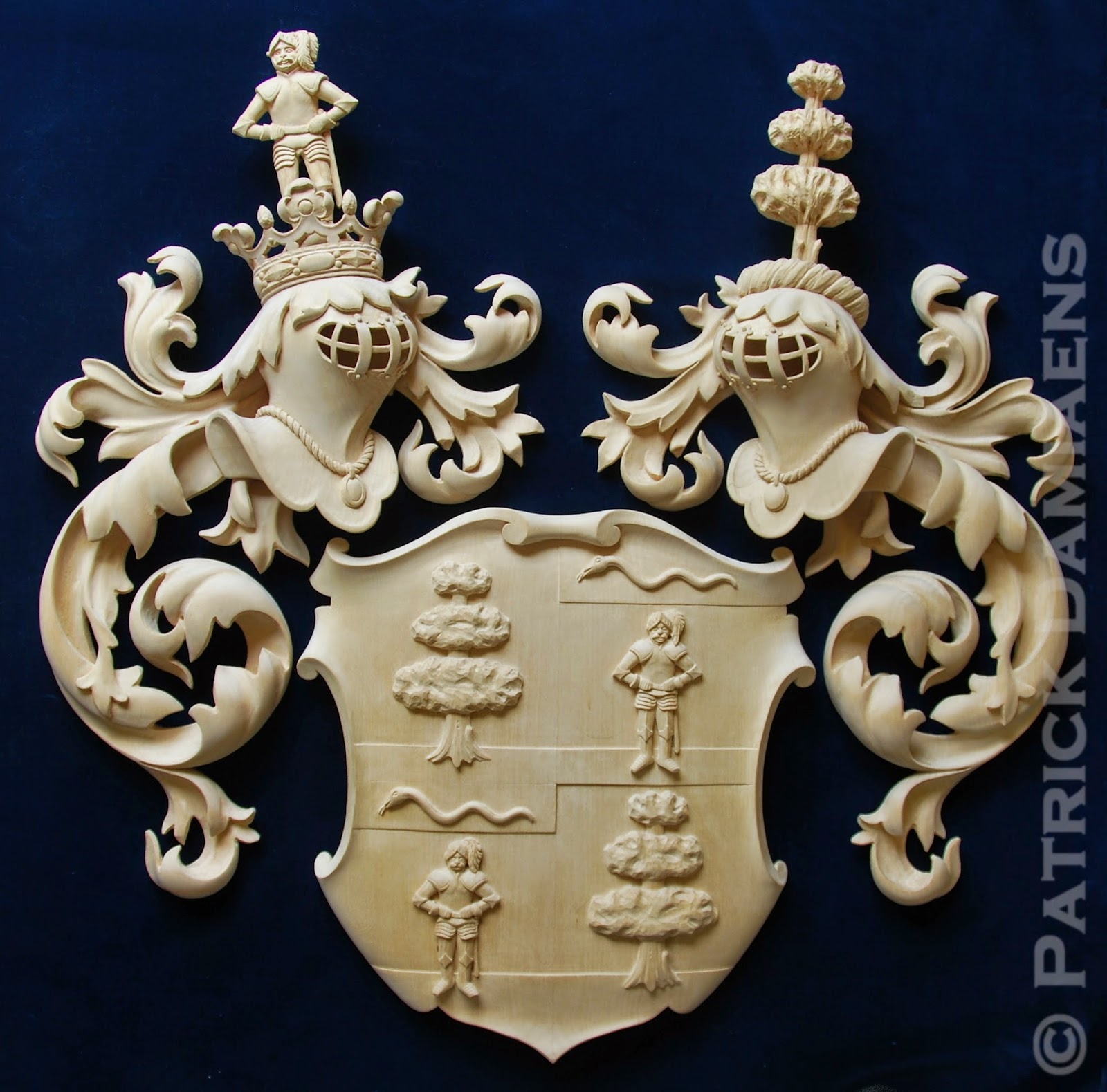 ORNAMENTAL WOODCARVER Patrick Damiaens Coat of arms and crests CARVED