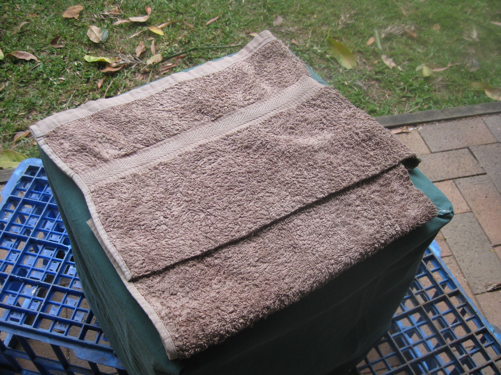 Easy to make fabric covers for milk crates!