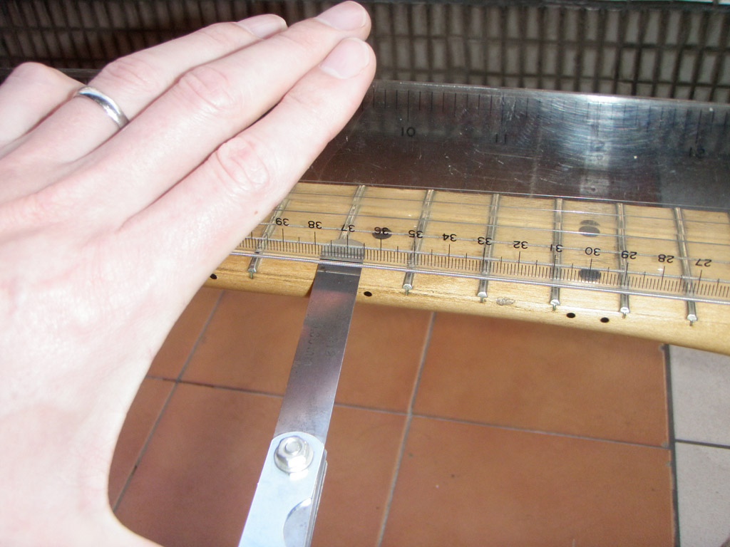 How to set up an electric guitar DIY Strat (and other guitar & audio