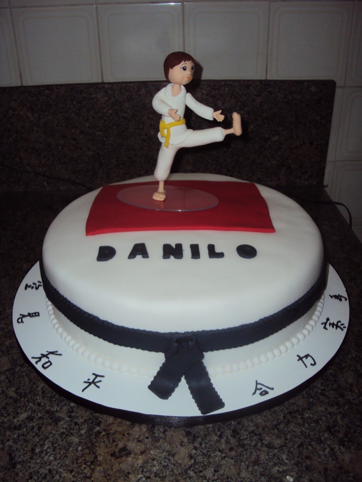 KJ Cake Designer BOLO , COOKIES E BEM GOSTOSOS PARA A FESTA DE KARATÊ